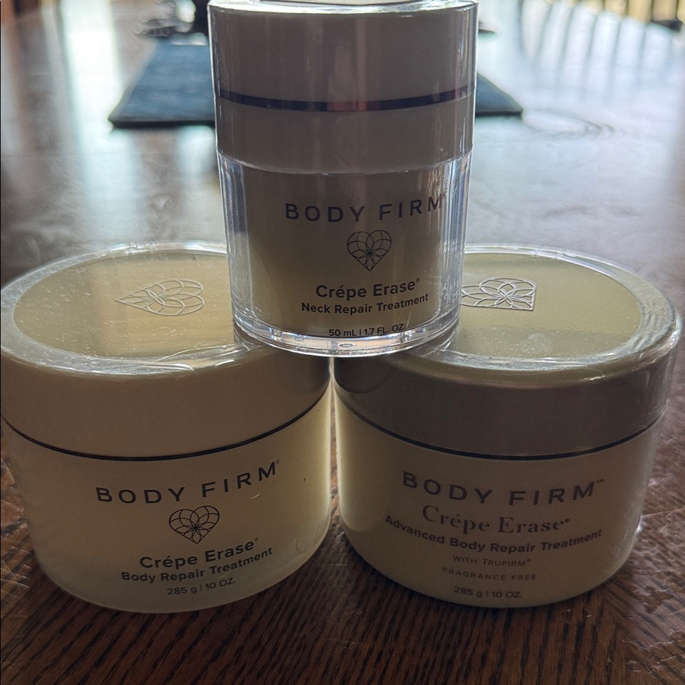 Body Firm Crêpe Erase Neck and Body Repair Set